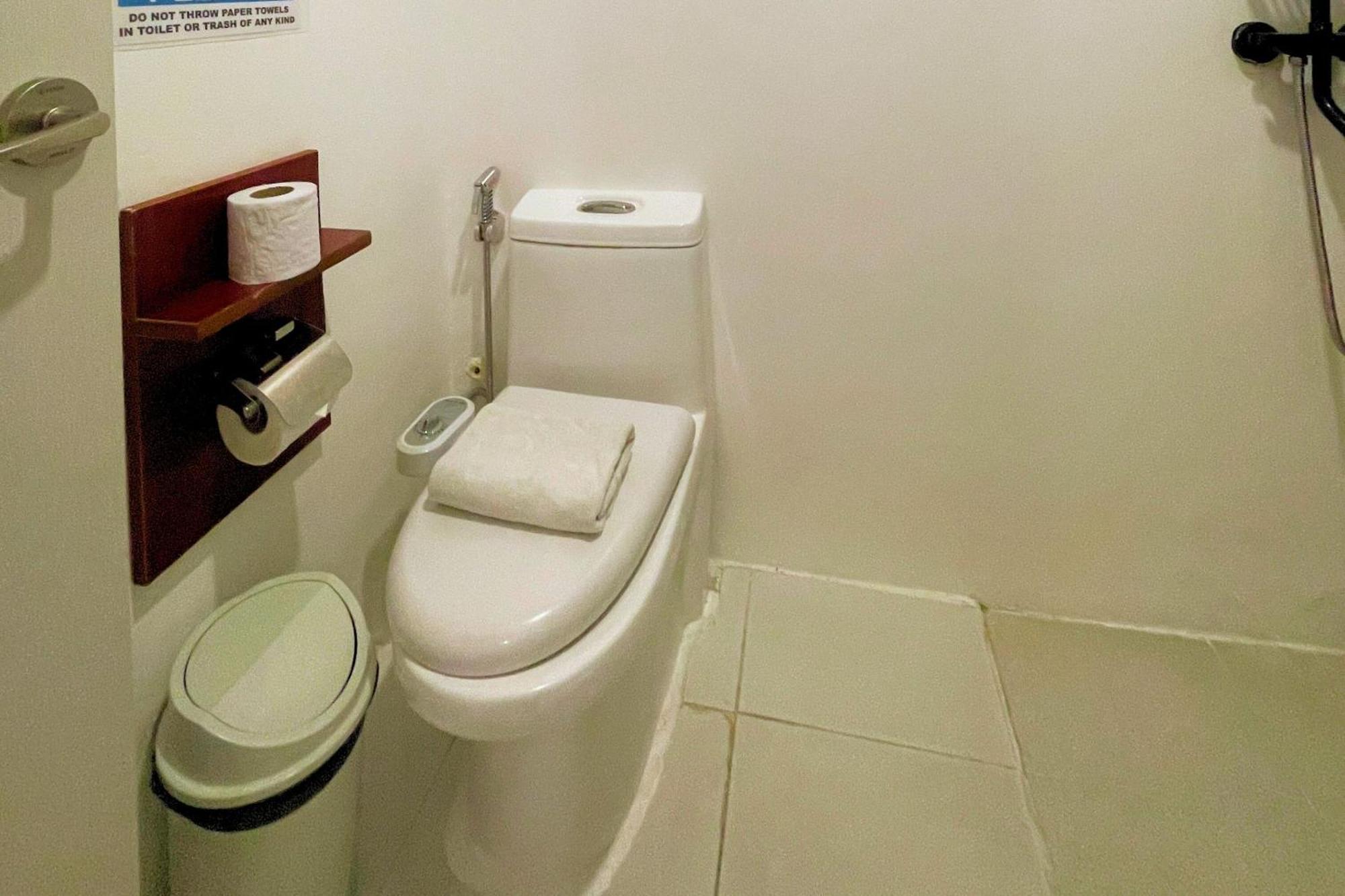 Hotel Halo Angeles City Room photo