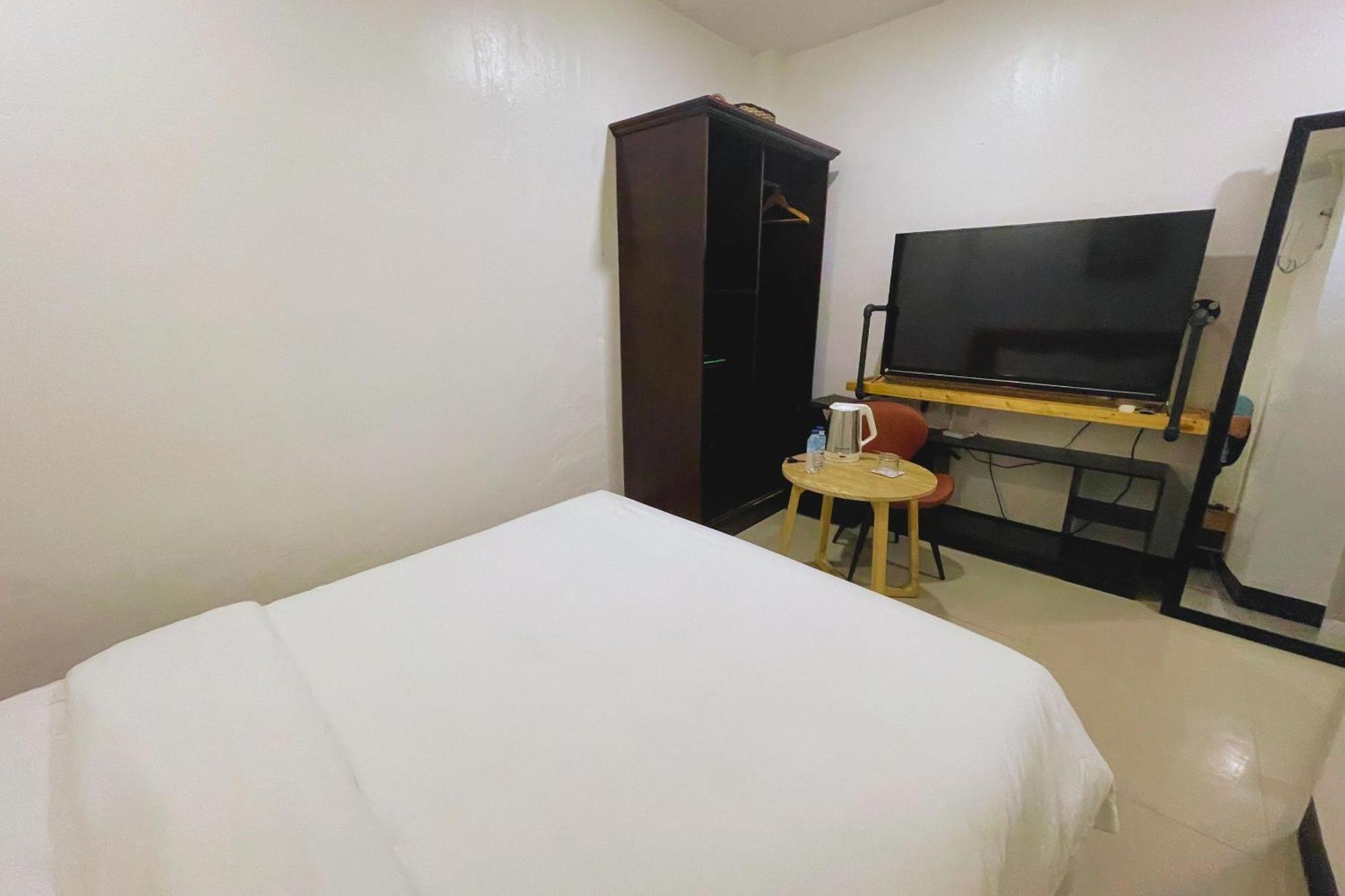 Hotel Halo Angeles City Room photo