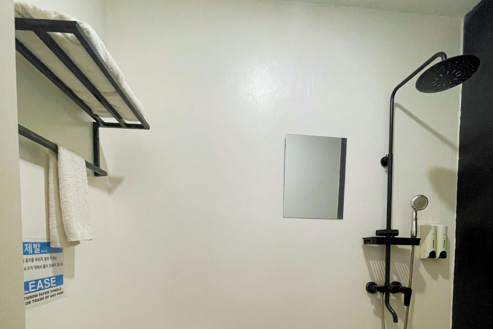 Hotel Halo Angeles City Room photo