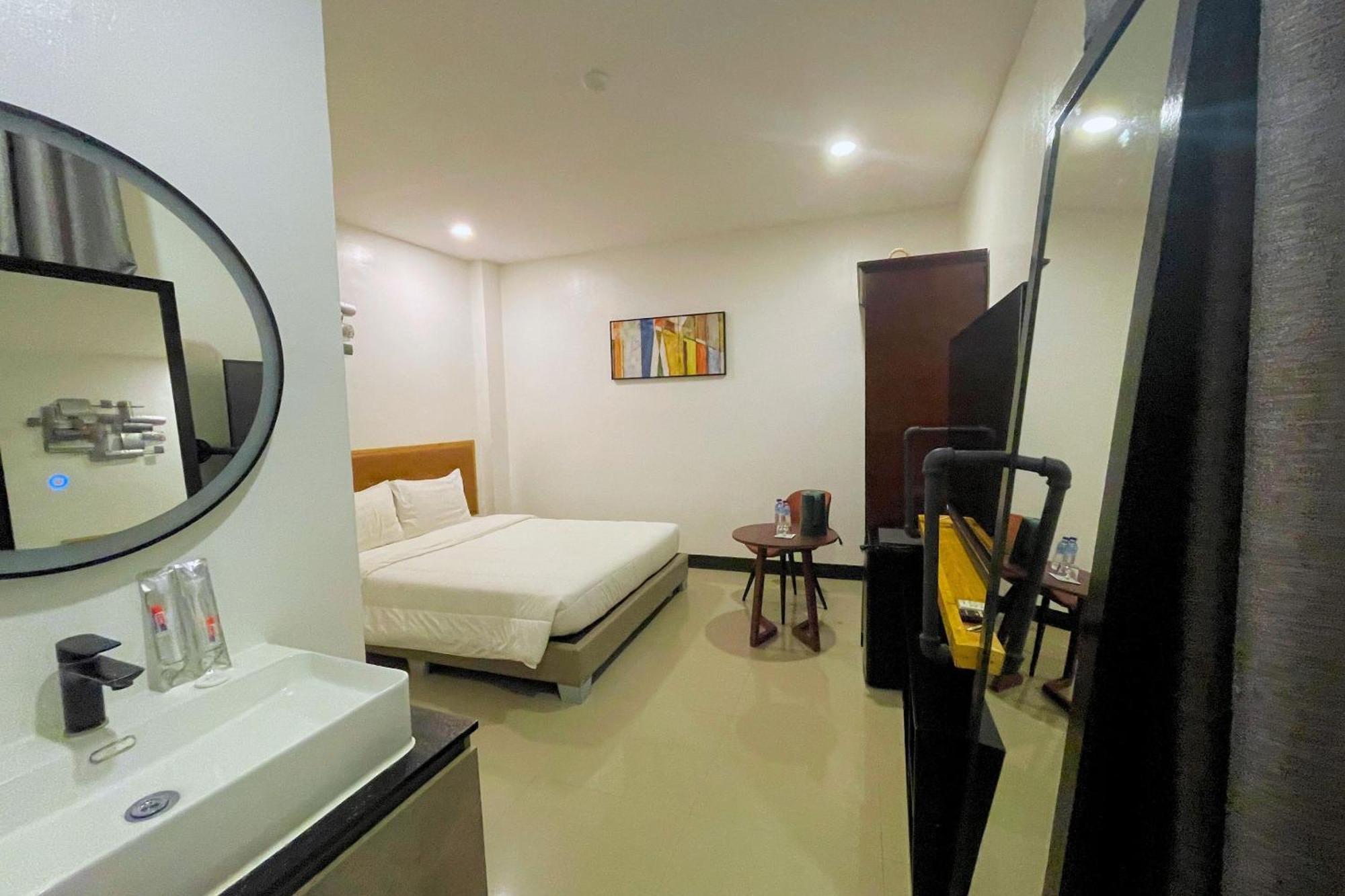Hotel Halo Angeles City Room photo